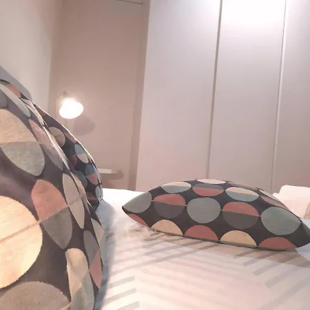 Lisbon Combro 77 Charming Studios By Get Your Stay-3