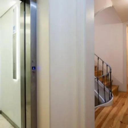 Lisbon Combro 77 Charming Studios By Get Your Stay-2
